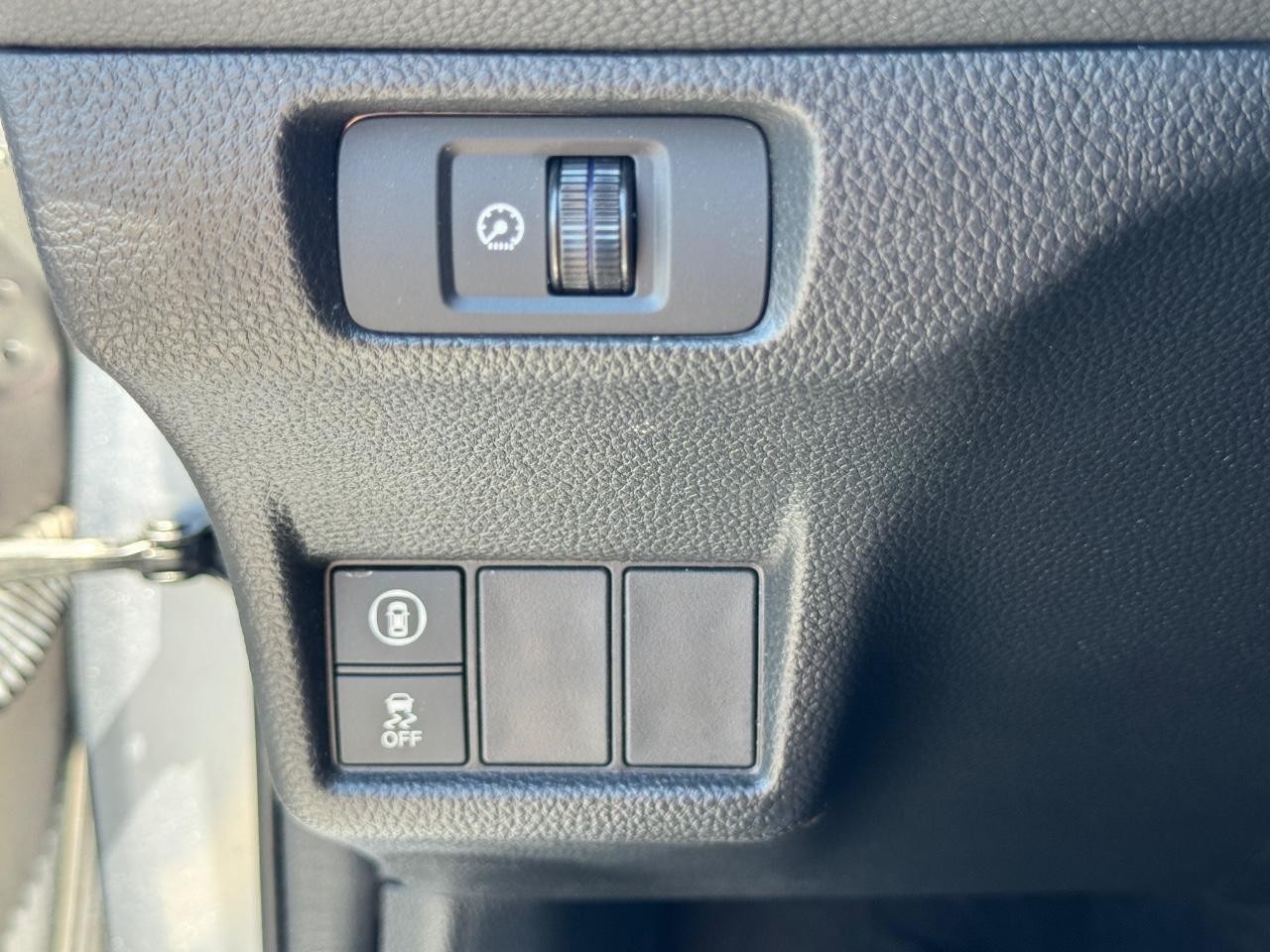 Honda Civic Hatchback Vehicle Full-screen Gallery Image 22