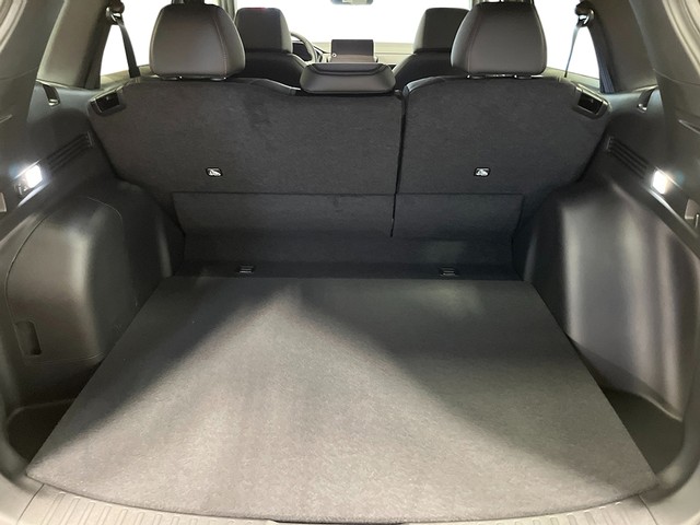 Honda CR-V Hybrid Vehicle Full-screen Gallery Image 28