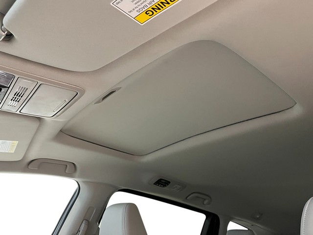 Honda Odyssey Vehicle Full-screen Gallery Image 24