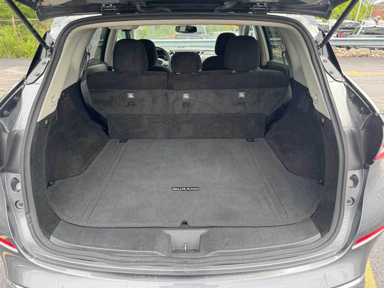 Nissan Murano Vehicle Full-screen Gallery Image 04