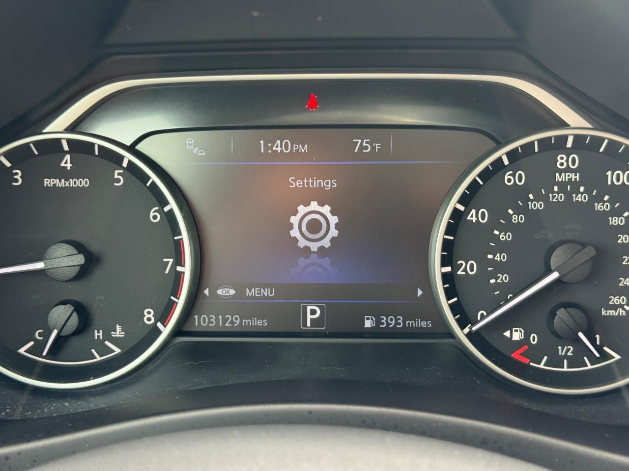 Nissan Murano Vehicle Full-screen Gallery Image 24