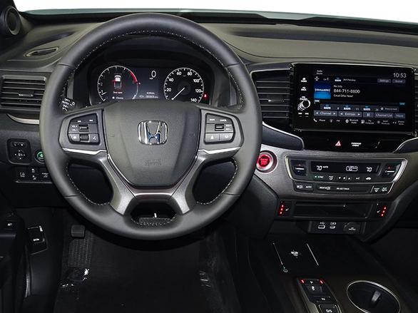 Honda Ridgeline Vehicle Full-screen Gallery Image 14