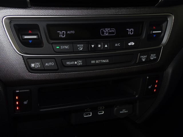 Honda Ridgeline Vehicle Full-screen Gallery Image 23