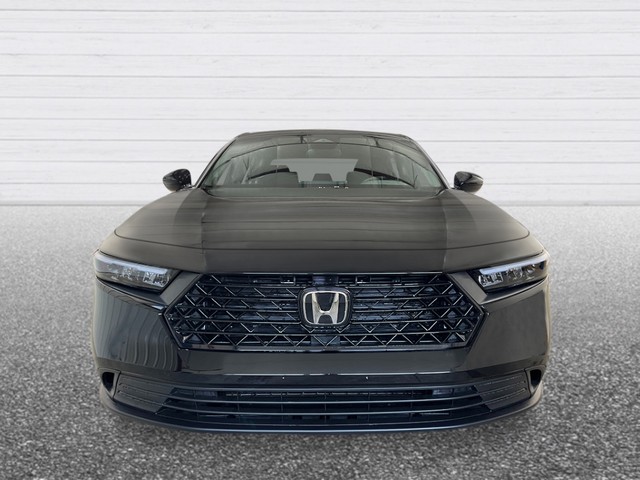 Honda Accord Hybrid Vehicle Full-screen Gallery Image 11