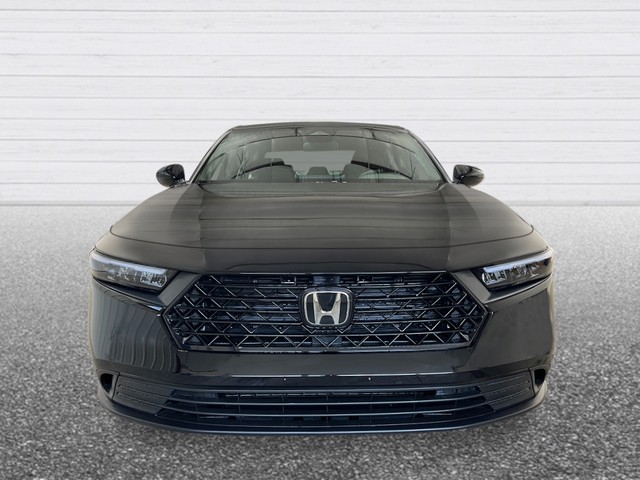 Honda Accord Hybrid Vehicle Full-screen Gallery Image 11