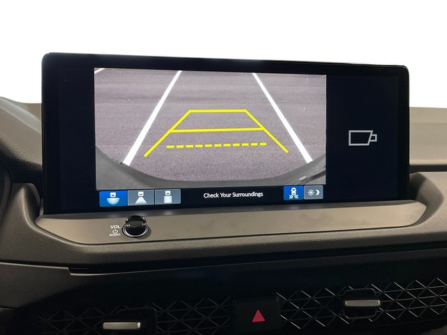 Honda Accord Hybrid Vehicle Full-screen Gallery Image 22