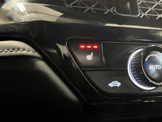 Honda Accord Hybrid Vehicle Full-screen Gallery Image 23
