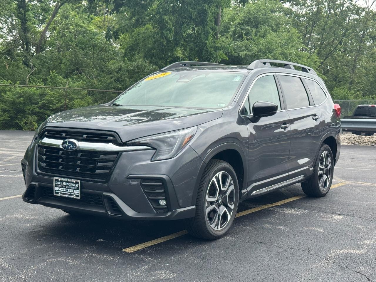 Subaru Ascent Vehicle Full-screen Gallery Image 09