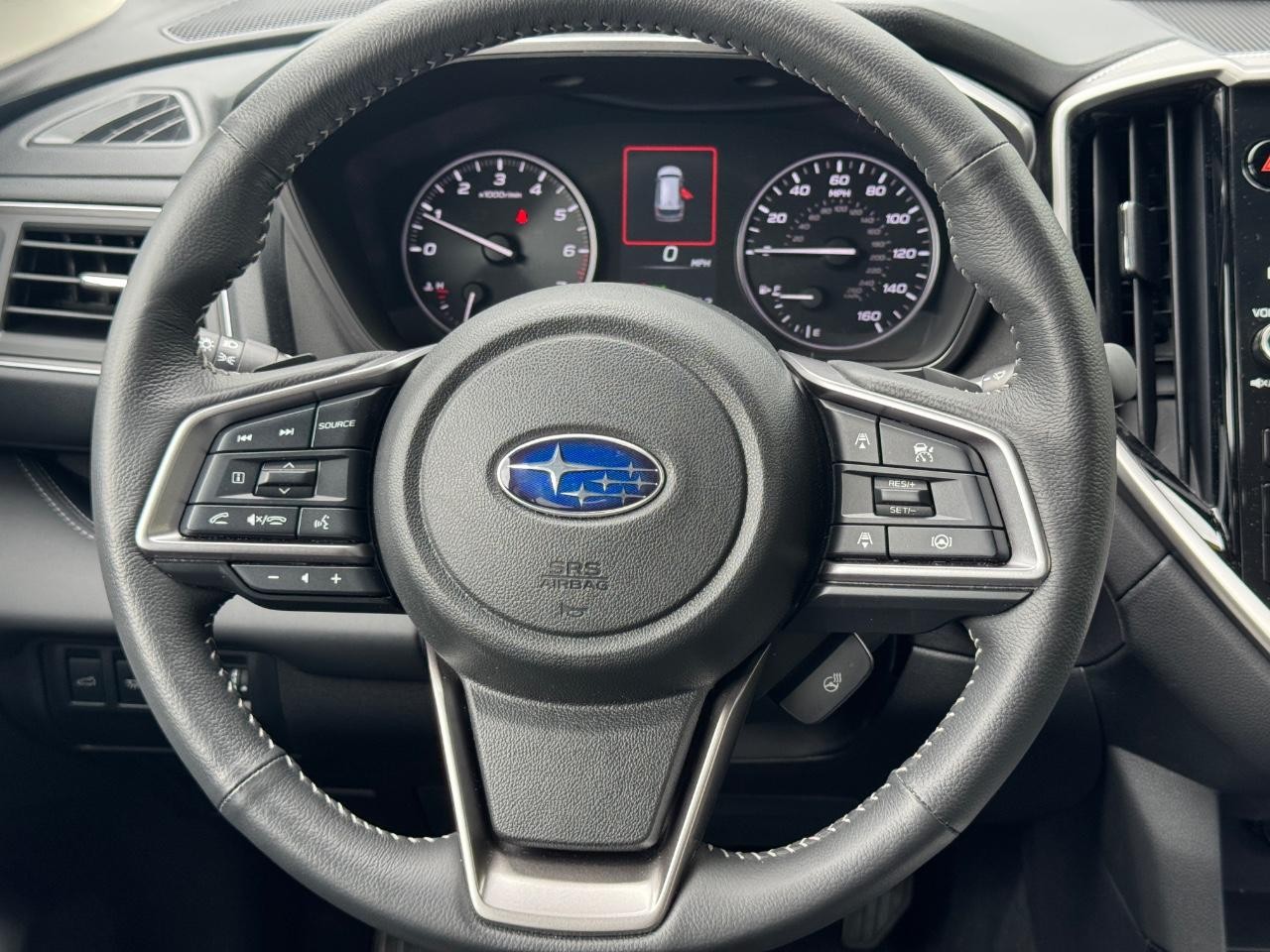 Subaru Ascent Vehicle Full-screen Gallery Image 14