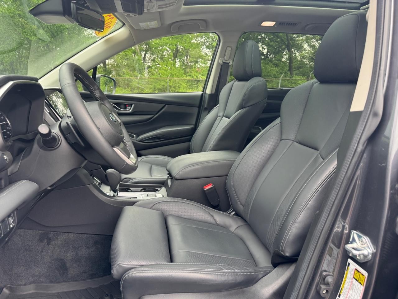 Subaru Ascent Vehicle Full-screen Gallery Image 19