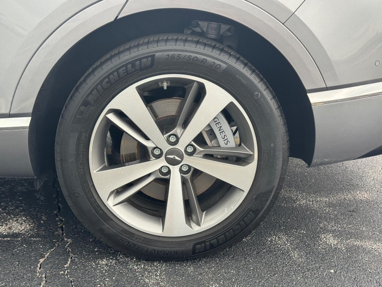 Genesis GV80 Vehicle Full-screen Gallery Image 08