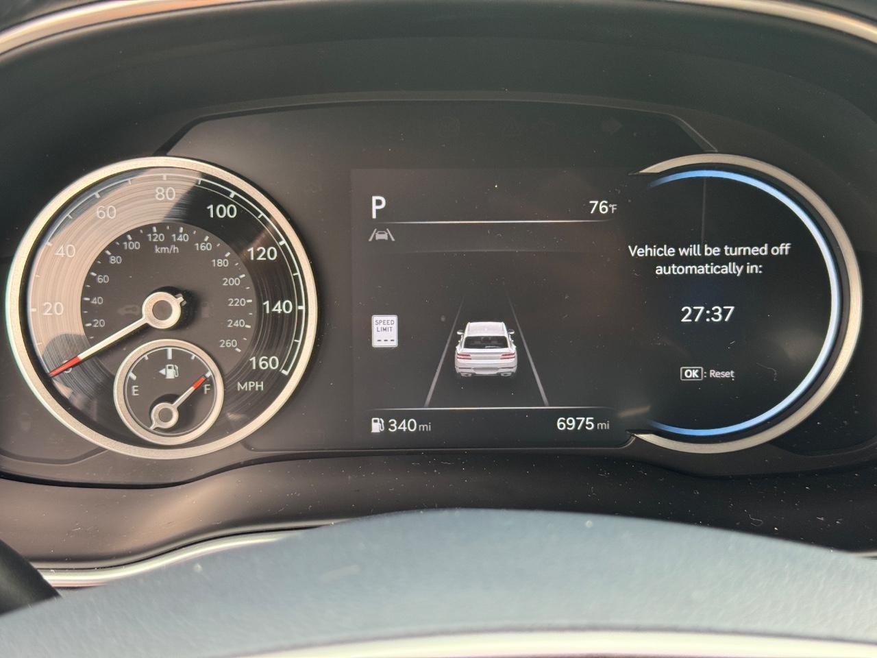 Genesis GV80 Vehicle Full-screen Gallery Image 21