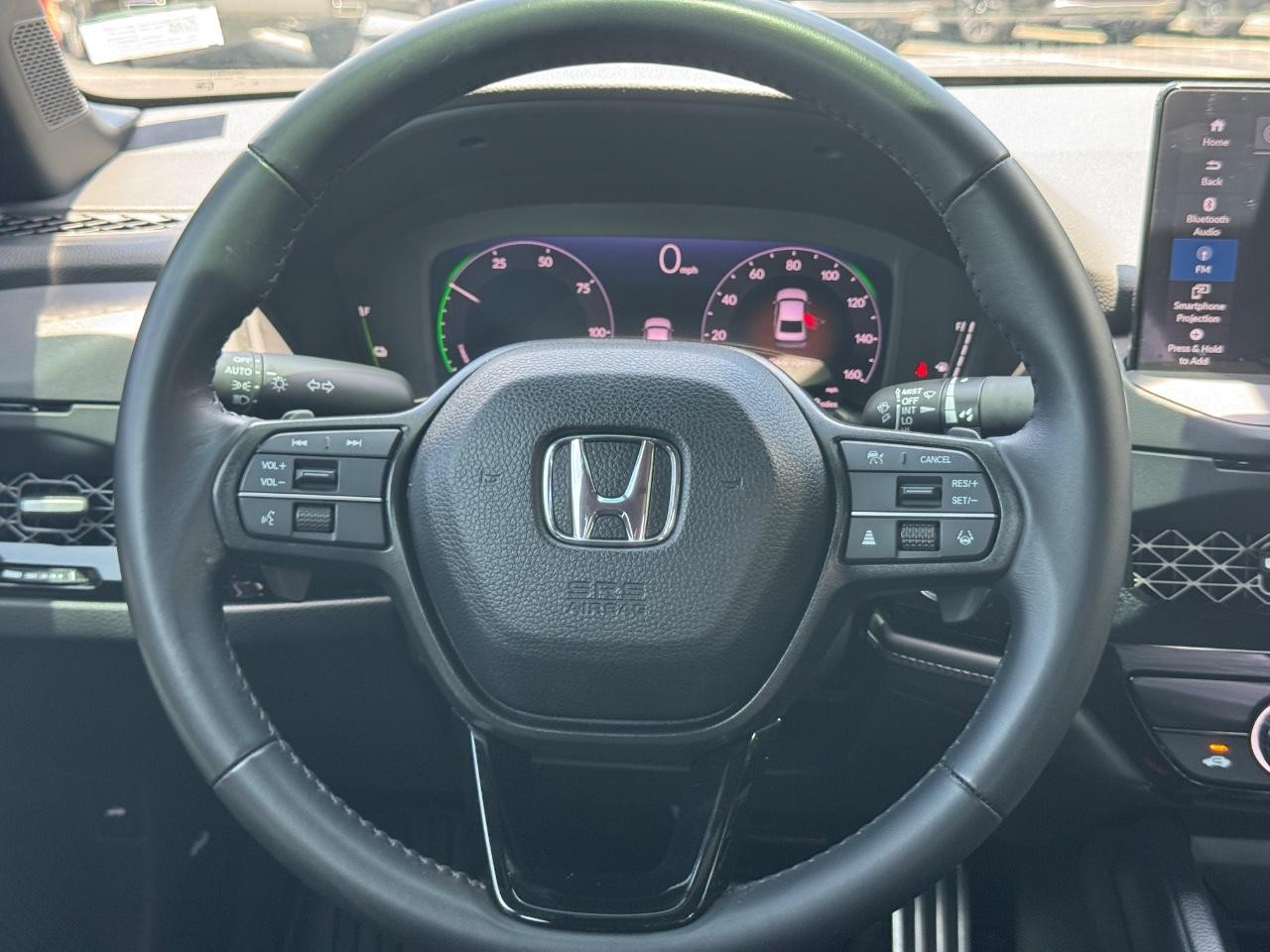Honda Accord Hybrid Vehicle Full-screen Gallery Image 13