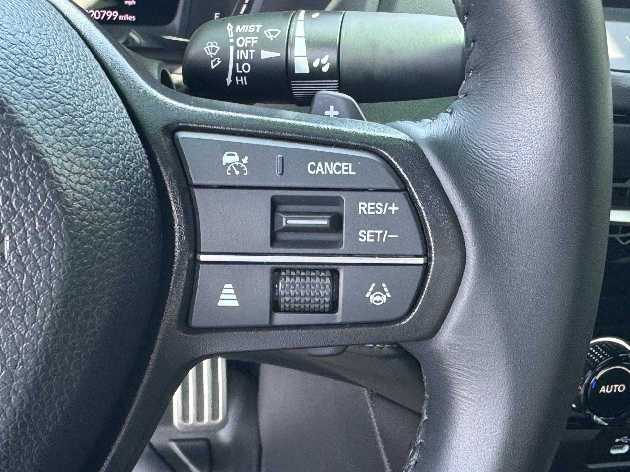 Honda Accord Hybrid Vehicle Full-screen Gallery Image 22