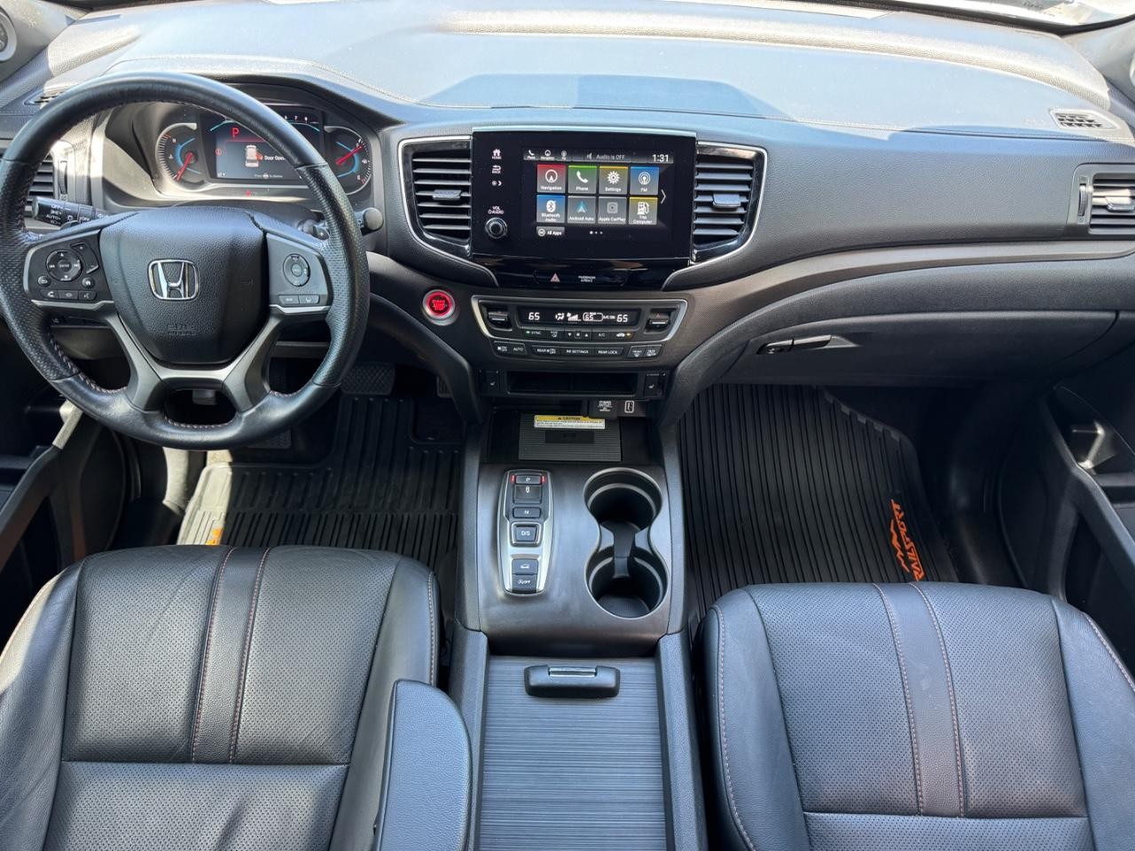 Honda Pilot Vehicle Full-screen Gallery Image 13