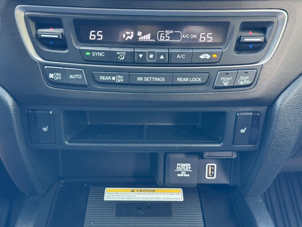 Honda Pilot Vehicle Full-screen Gallery Image 16