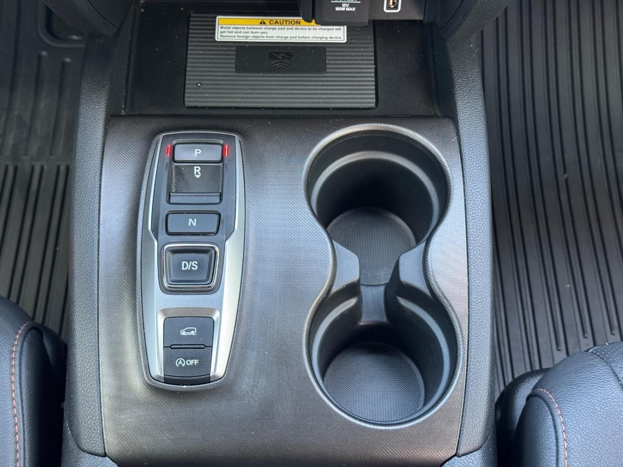 Honda Pilot Vehicle Full-screen Gallery Image 17