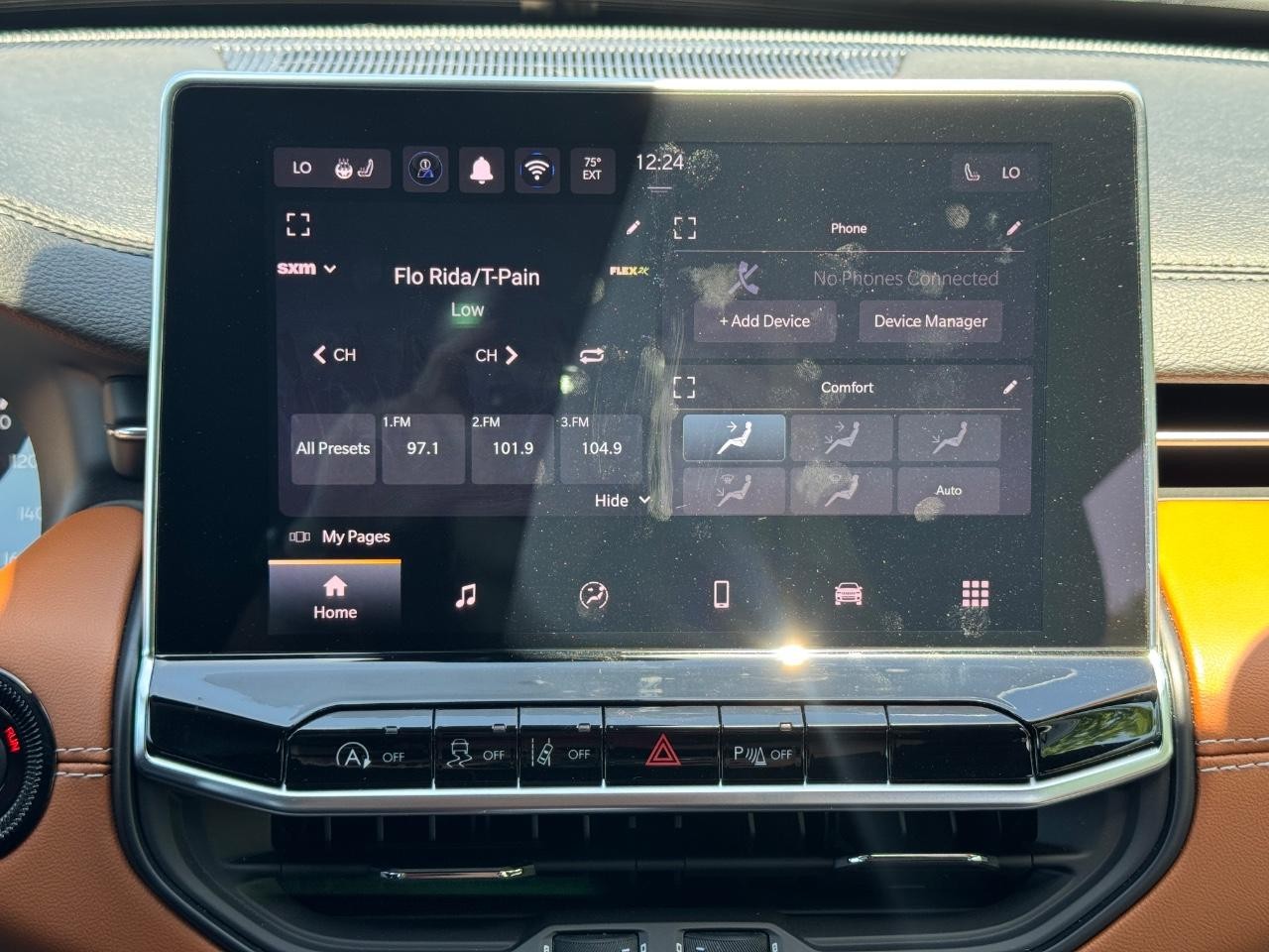 Jeep Compass Vehicle Full-screen Gallery Image 14