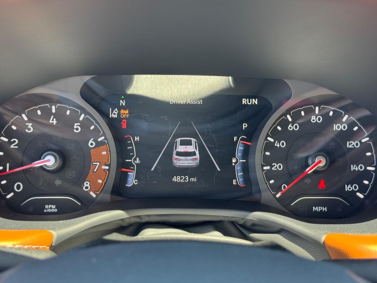 Jeep Compass Vehicle Full-screen Gallery Image 20