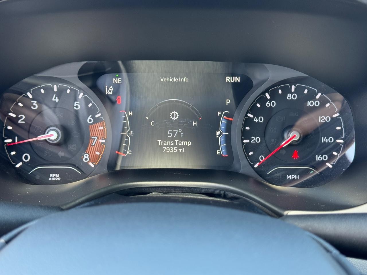 Jeep Compass Vehicle Full-screen Gallery Image 20