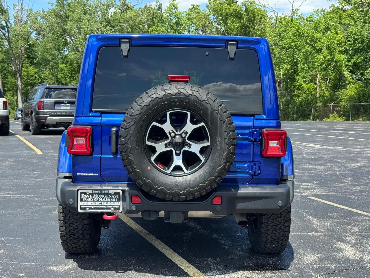 Jeep Wrangler Unlimited Vehicle Full-screen Gallery Image 06