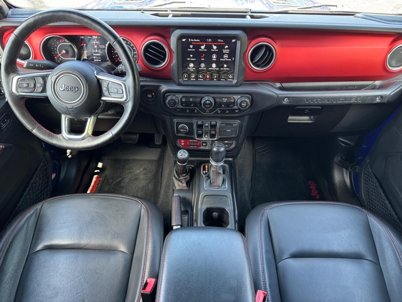 Jeep Wrangler Unlimited Vehicle Full-screen Gallery Image 12