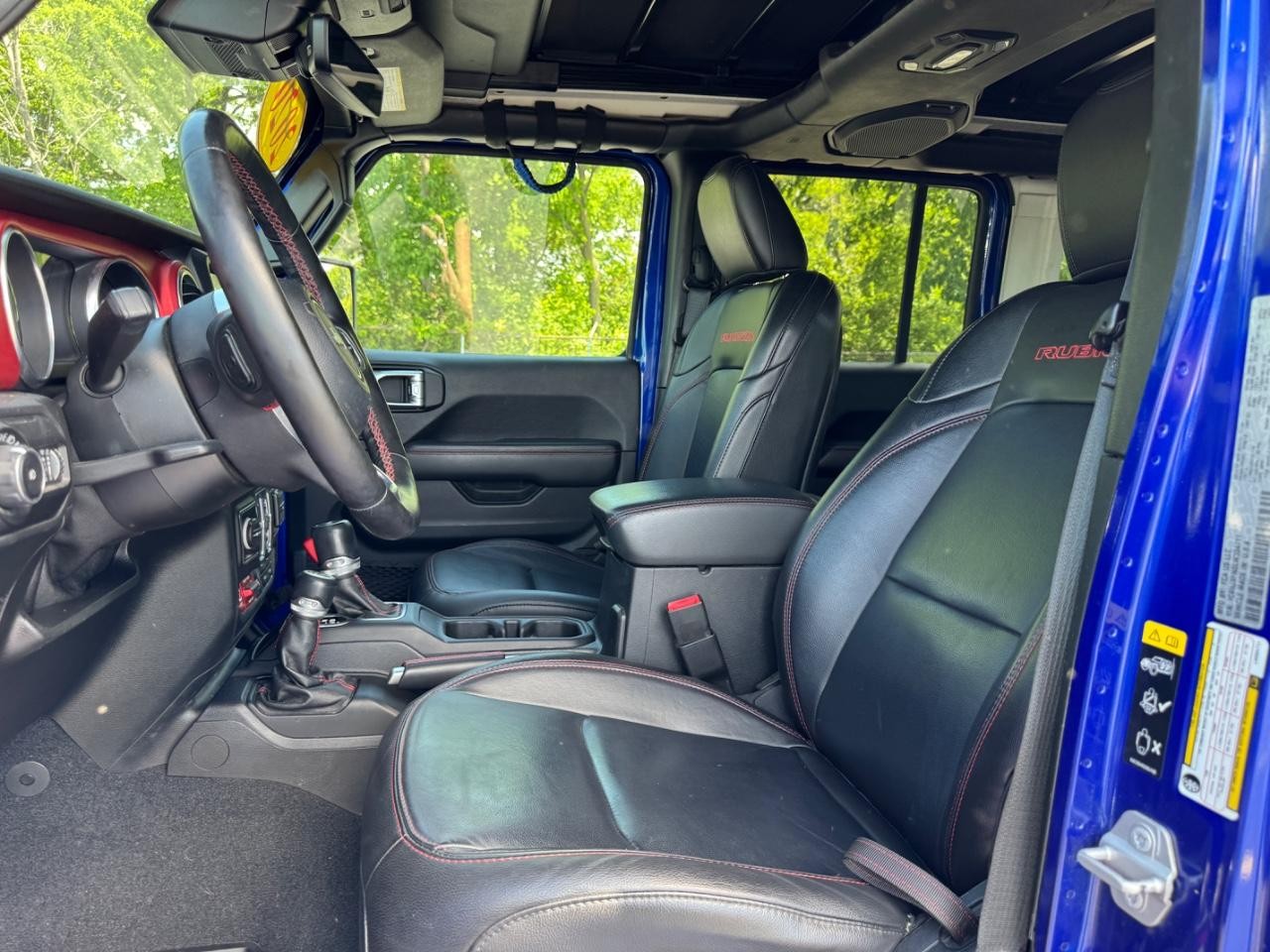 Jeep Wrangler Unlimited Vehicle Full-screen Gallery Image 19