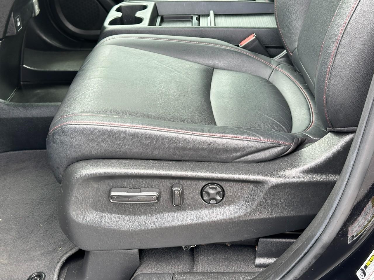 Honda Odyssey Vehicle Full-screen Gallery Image 21