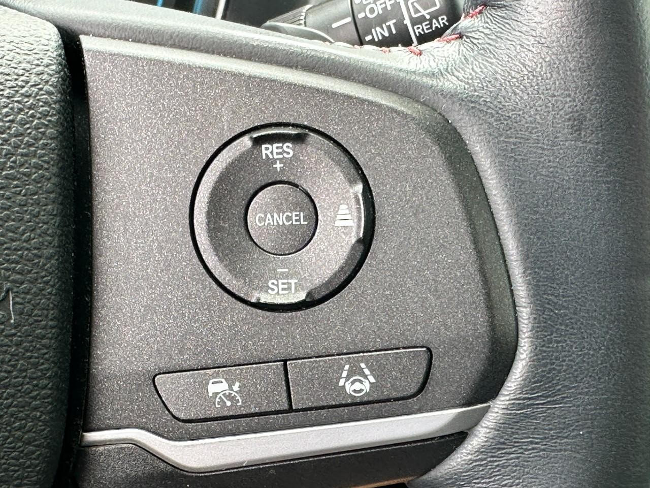 Honda Odyssey Vehicle Full-screen Gallery Image 23