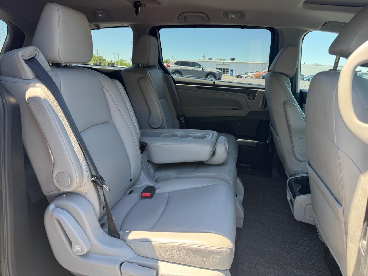 2023 Honda Odyssey EX-L - Photo 11