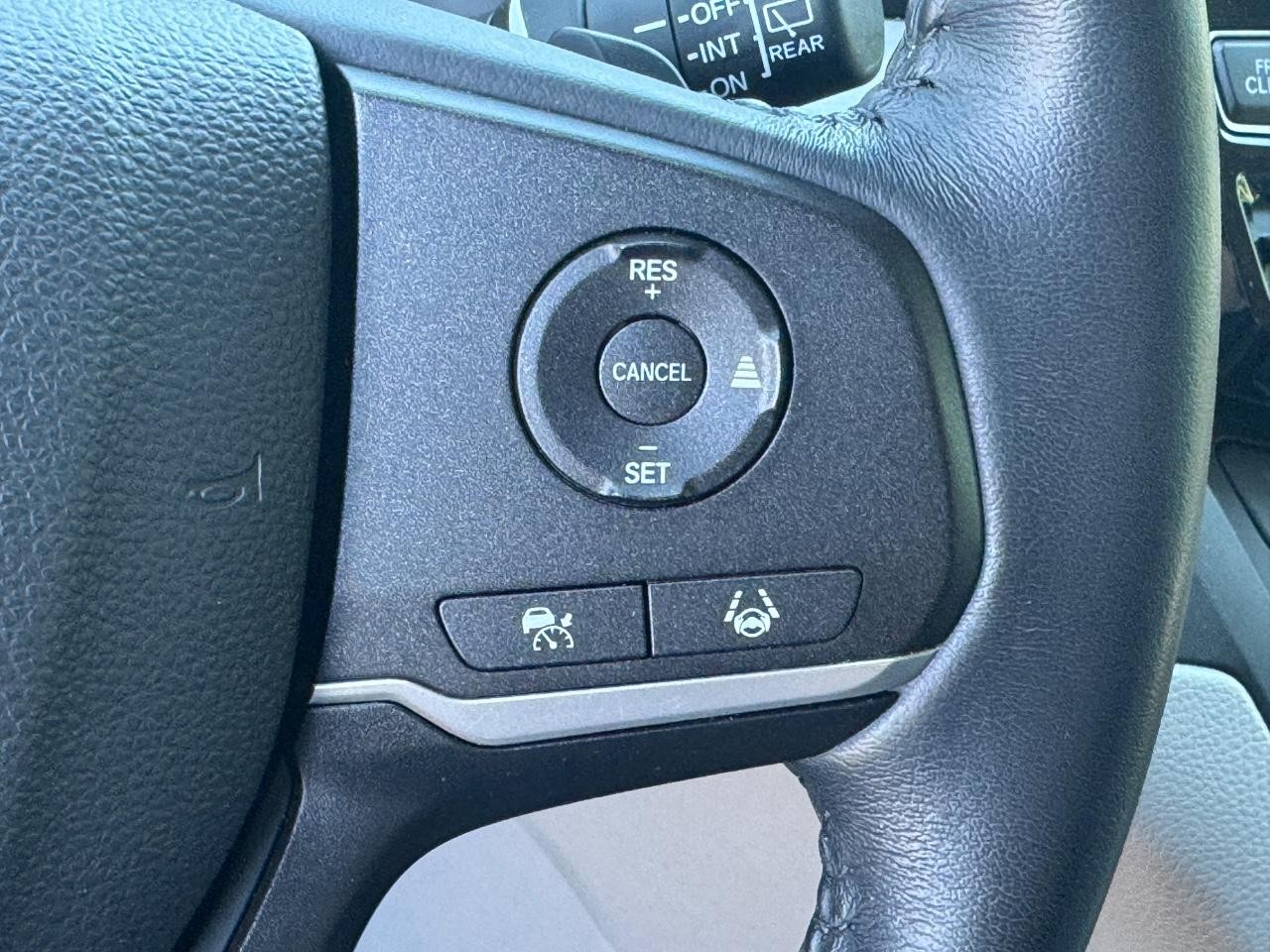 2023 Honda Odyssey EX-L - Photo 22