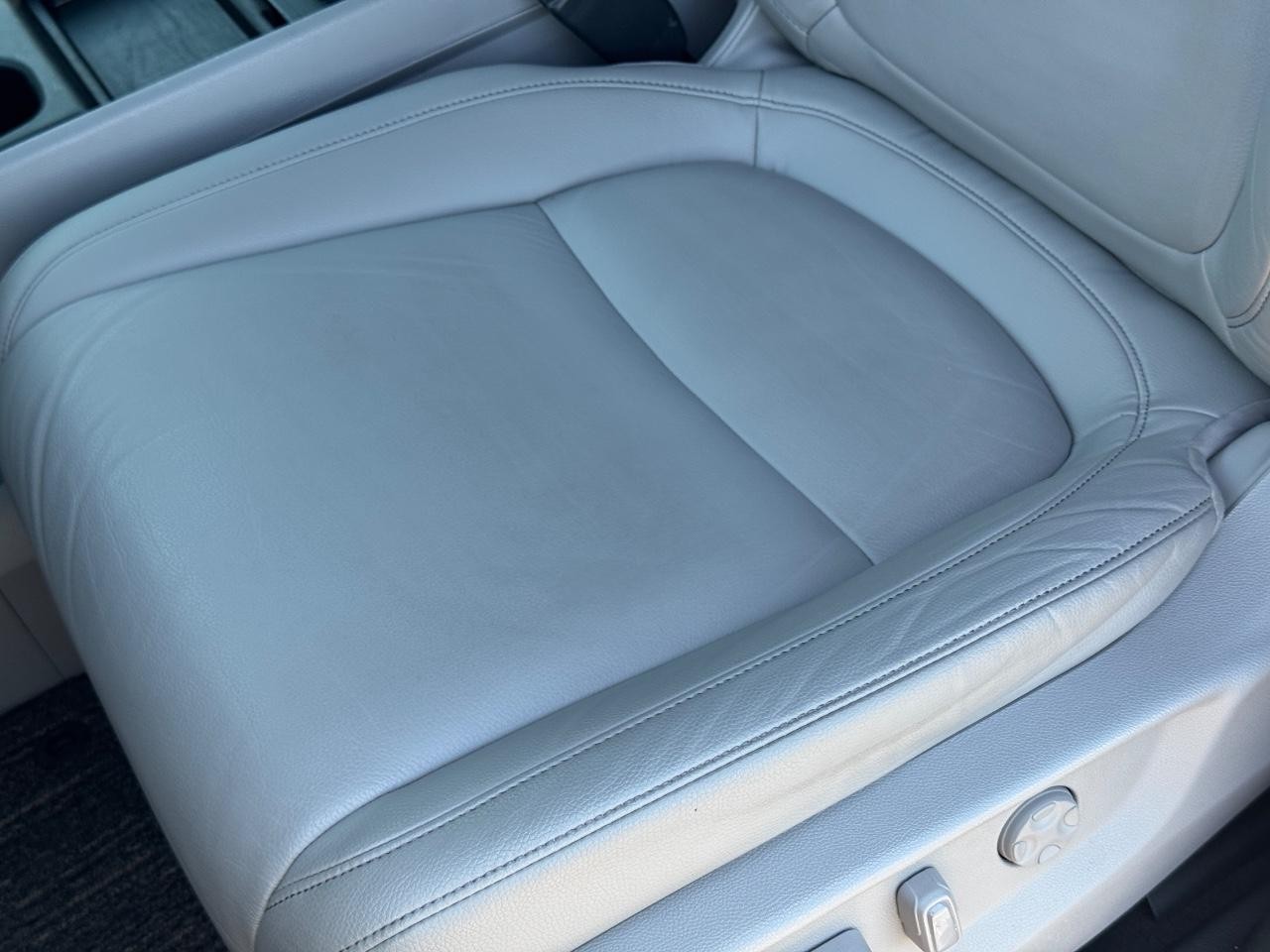 Honda Odyssey Vehicle Full-screen Gallery Image 26