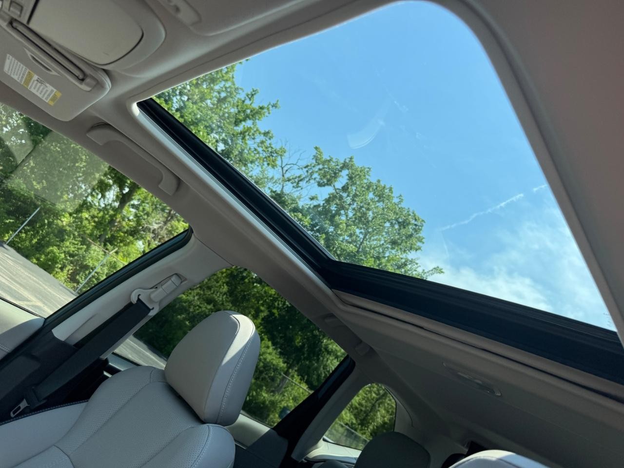 Subaru Forester Vehicle Full-screen Gallery Image 20