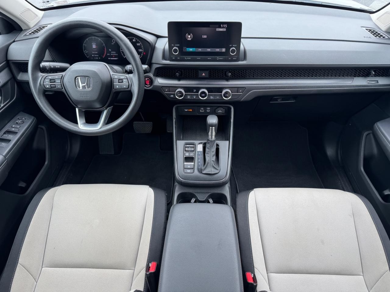 Honda CR-V Vehicle Full-screen Gallery Image 12