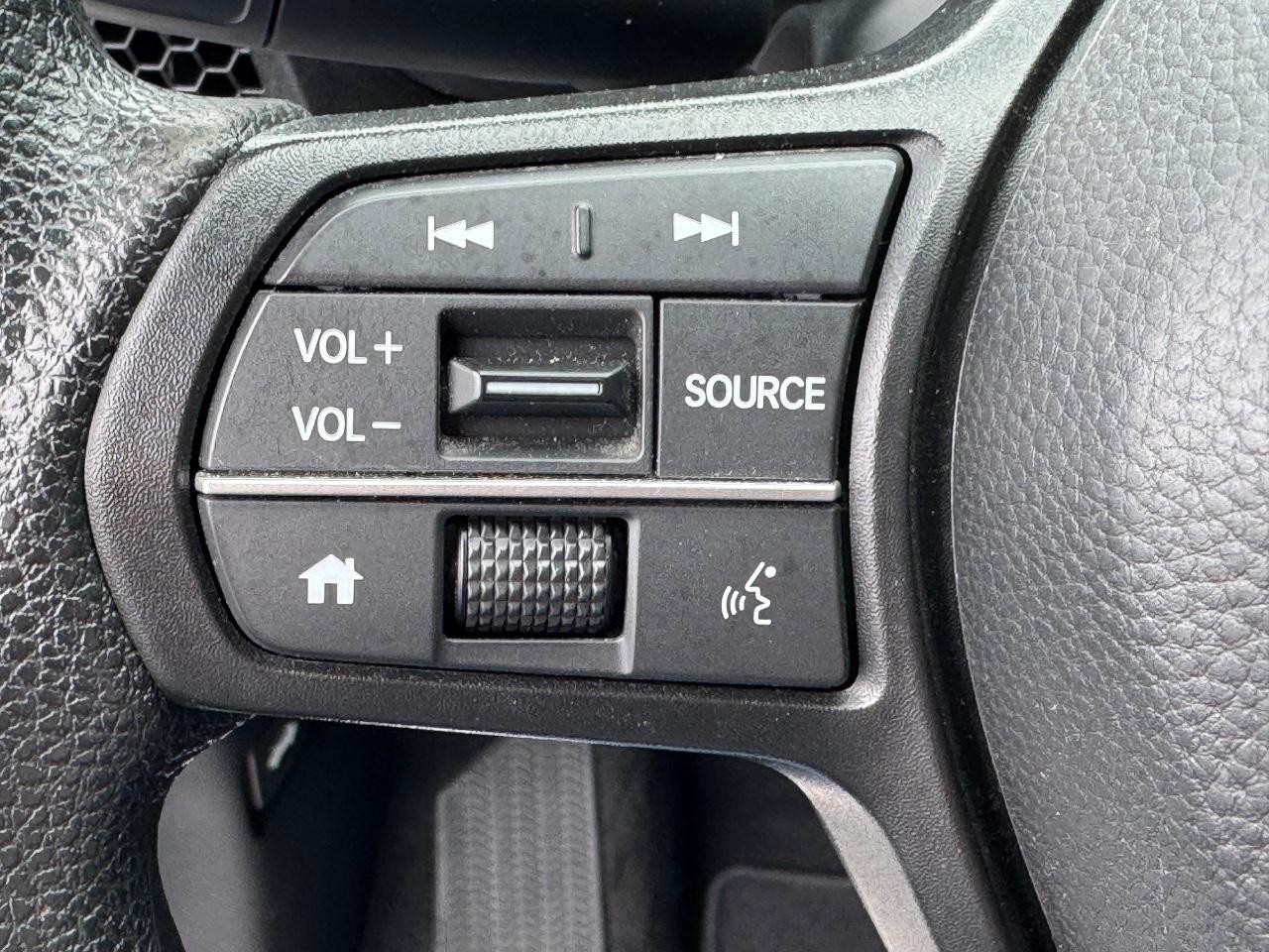 Honda CR-V Vehicle Full-screen Gallery Image 22