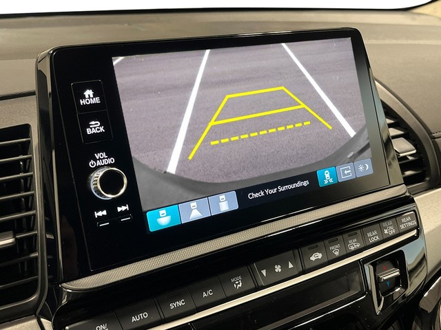 Honda Odyssey Vehicle Full-screen Gallery Image 21