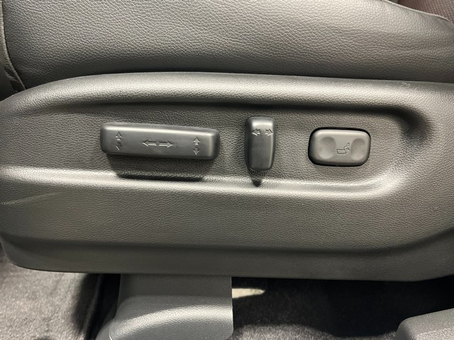 Honda Ridgeline Vehicle Full-screen Gallery Image 12