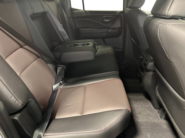 Honda Ridgeline Vehicle Full-screen Gallery Image 23