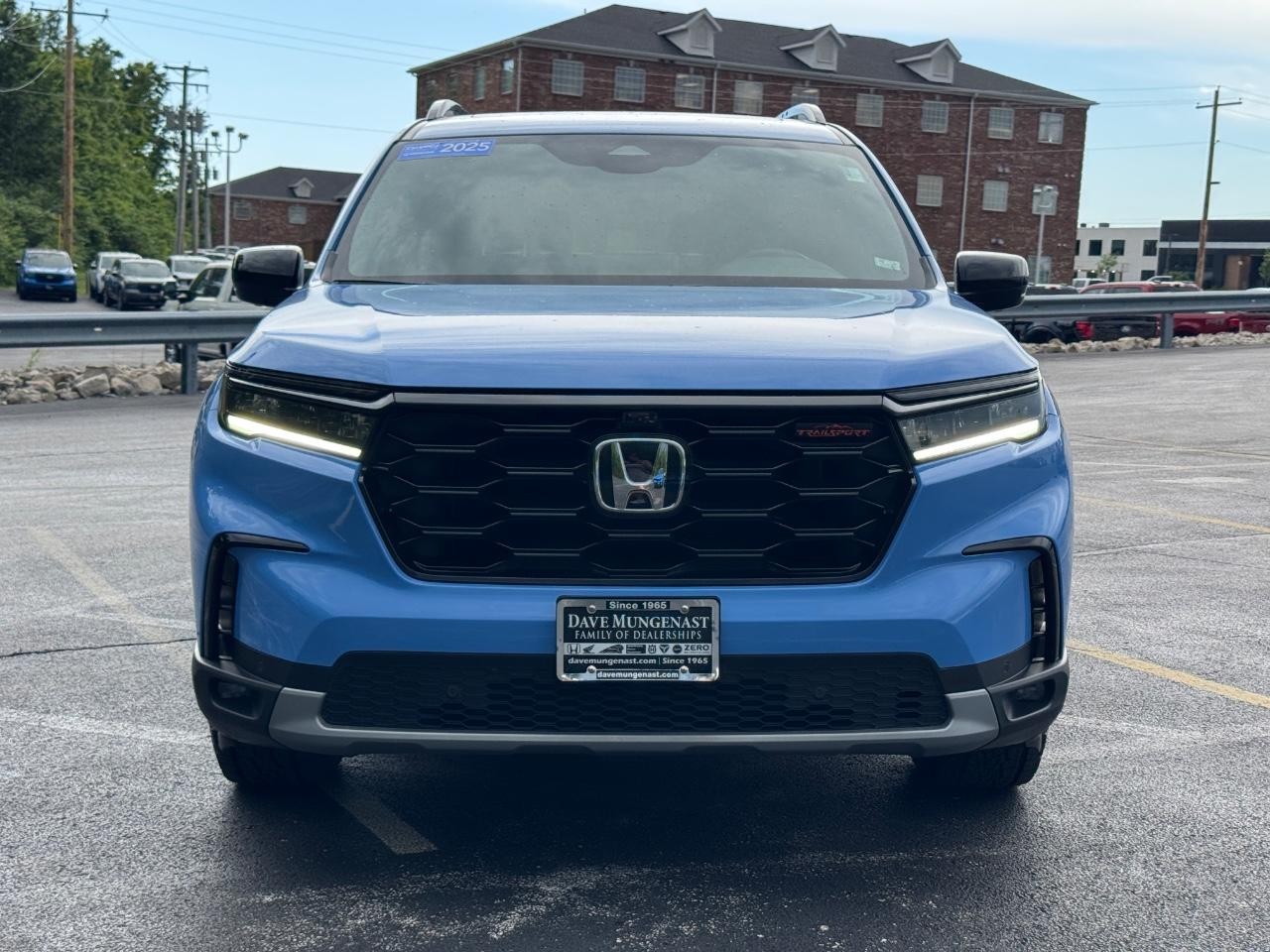 Honda Pilot Vehicle Full-screen Gallery Image 10