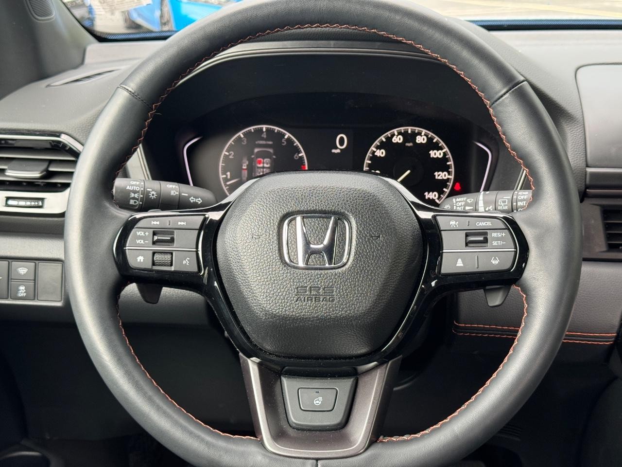 Honda Pilot Vehicle Full-screen Gallery Image 14