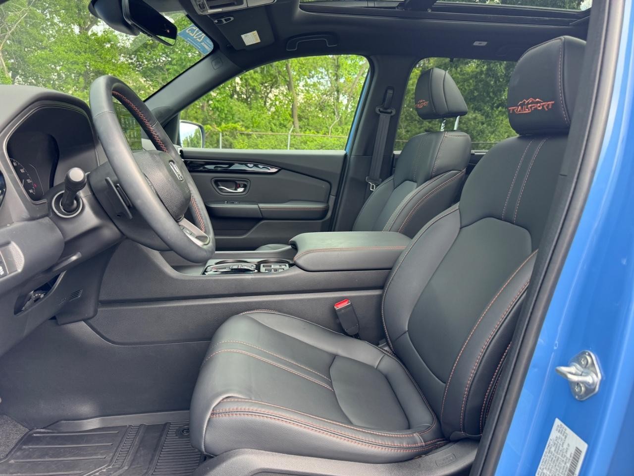 Honda Pilot Vehicle Full-screen Gallery Image 20