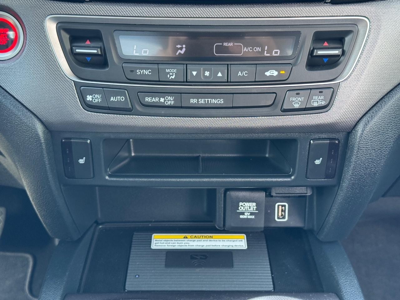 Honda Ridgeline Vehicle Full-screen Gallery Image 24