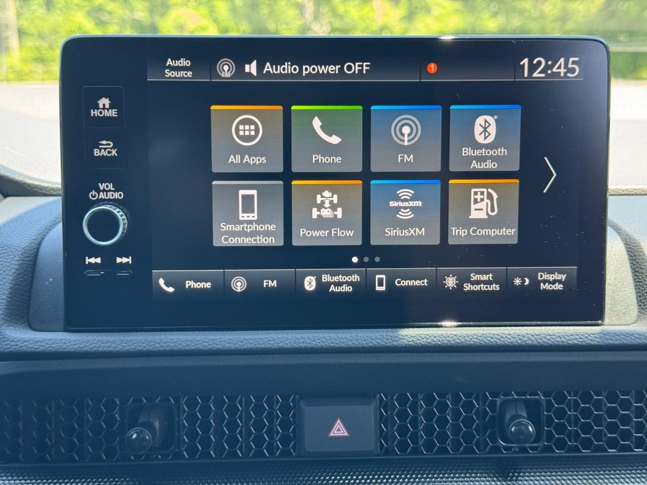 Honda CR-V Hybrid Vehicle Full-screen Gallery Image 14