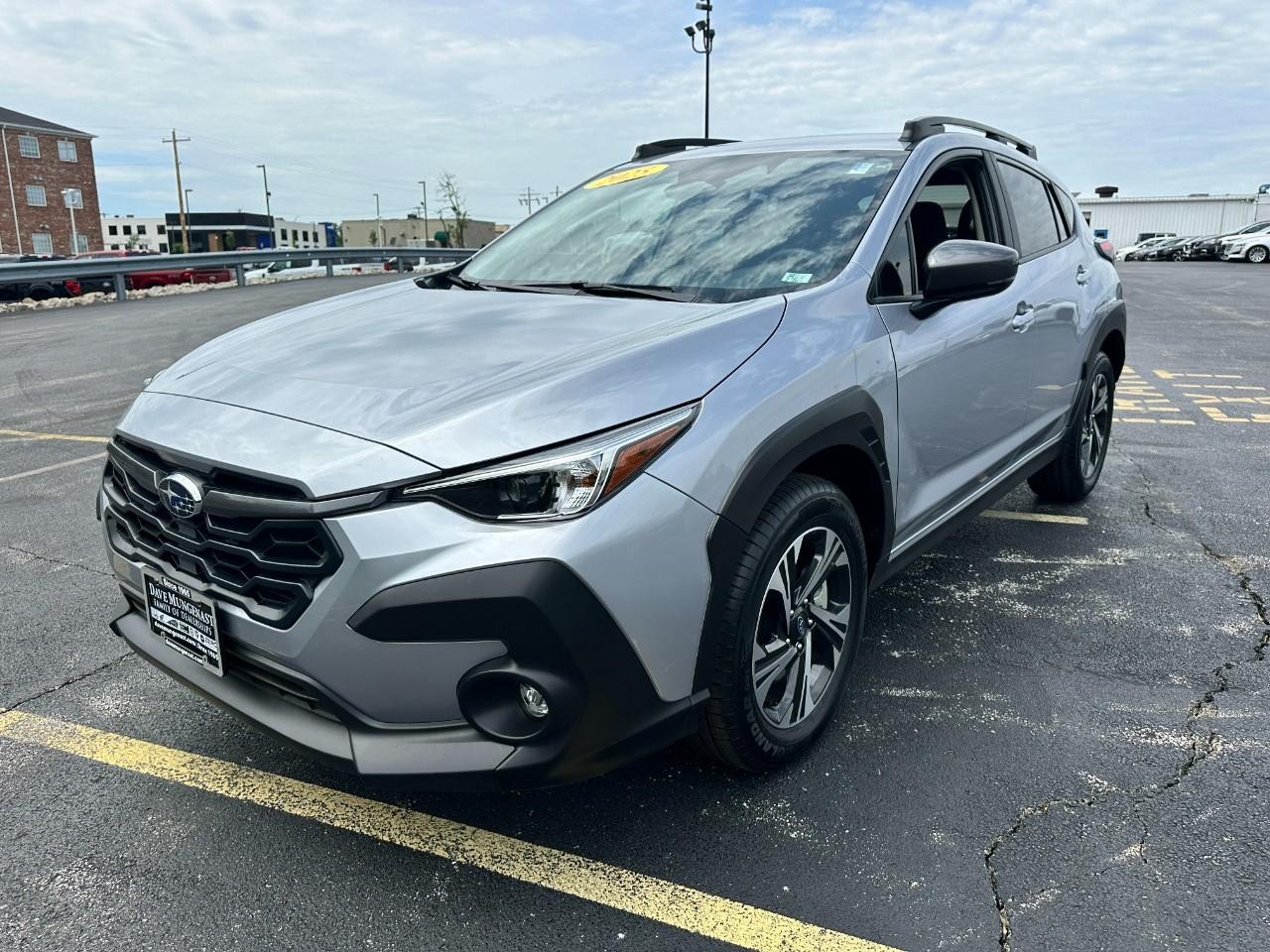Subaru Crosstrek Vehicle Full-screen Gallery Image 09