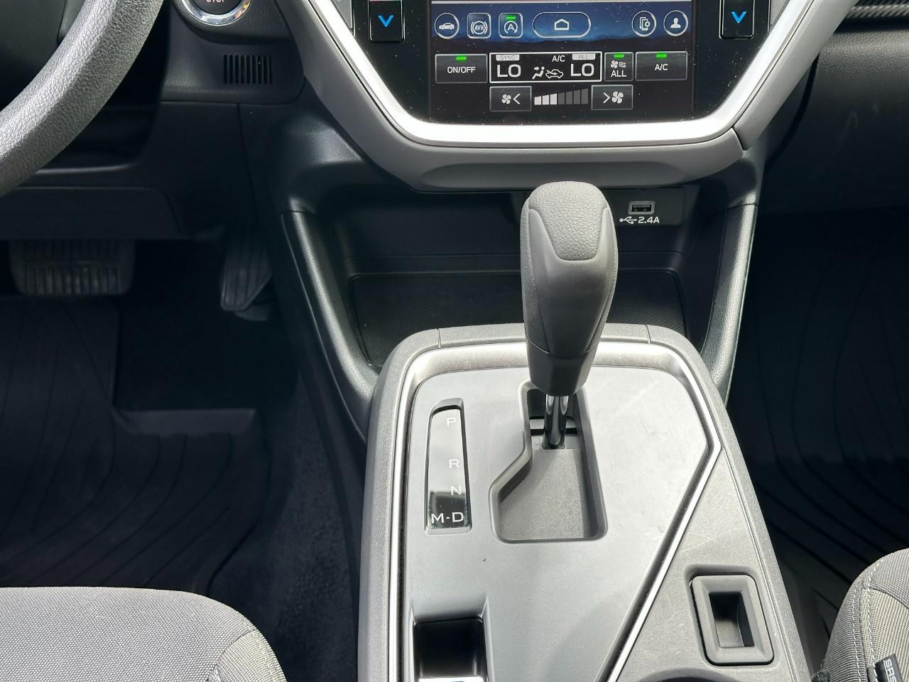 Subaru Crosstrek Vehicle Full-screen Gallery Image 15