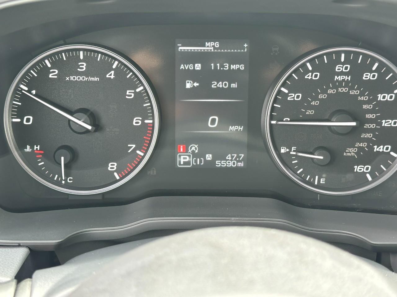 Subaru Crosstrek Vehicle Full-screen Gallery Image 21