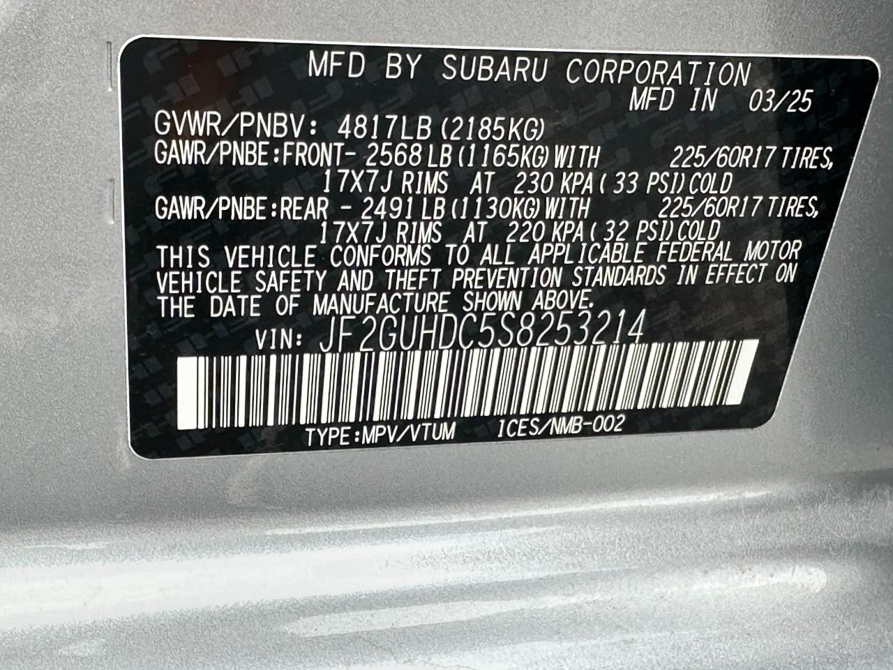 Subaru Crosstrek Vehicle Full-screen Gallery Image 23