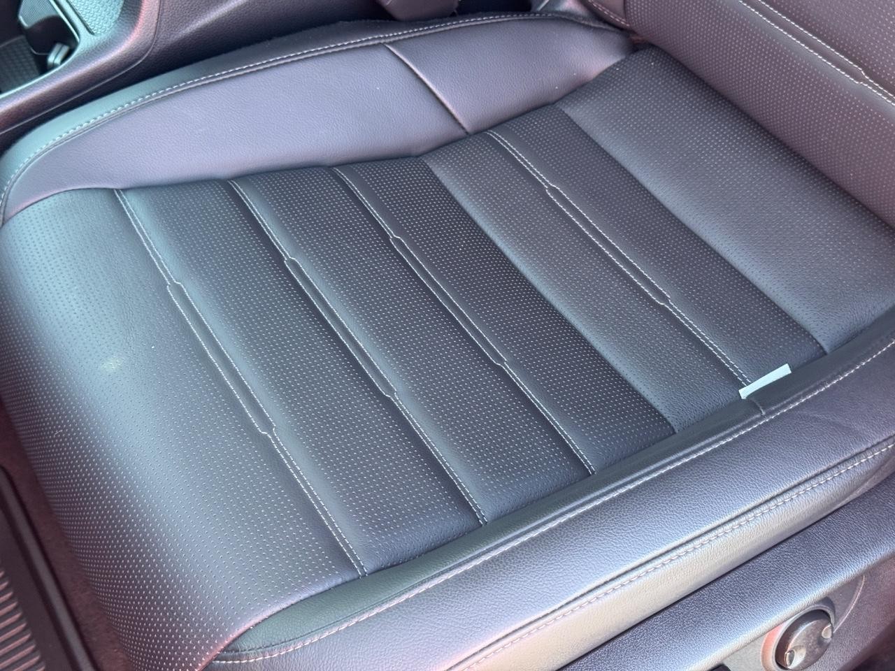 Honda CR-V Vehicle Full-screen Gallery Image 27