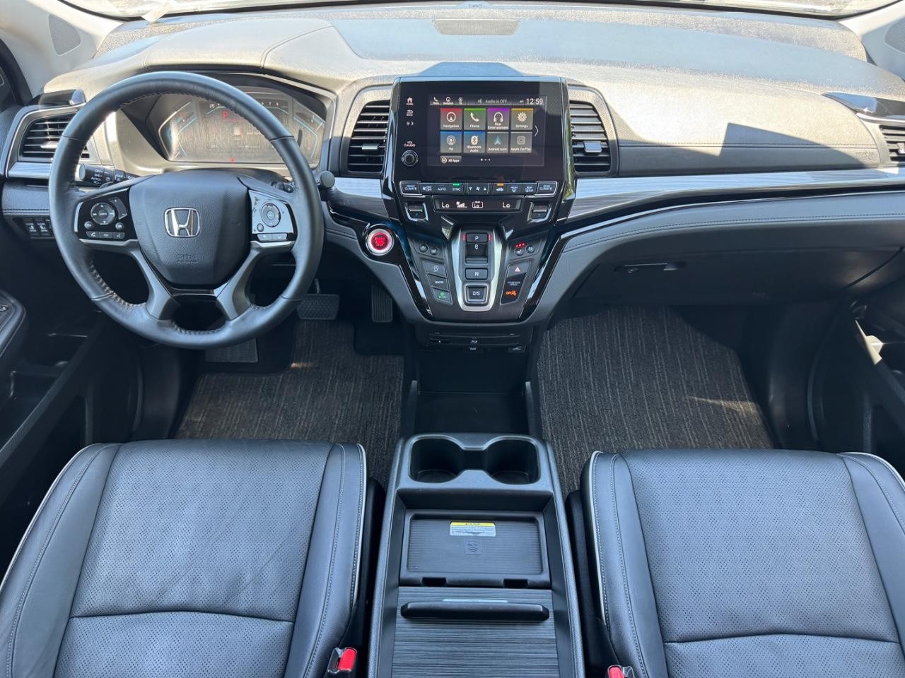 Honda Odyssey Vehicle Full-screen Gallery Image 13