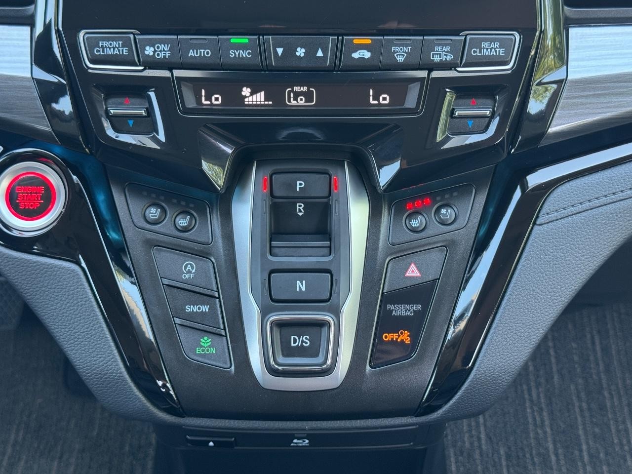 Honda Odyssey Vehicle Full-screen Gallery Image 16